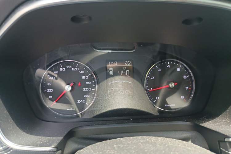 Used Roewe RX5 2016 20T Two-Wheel Drive Automatic Internet Smart Edition Instrument Cluster