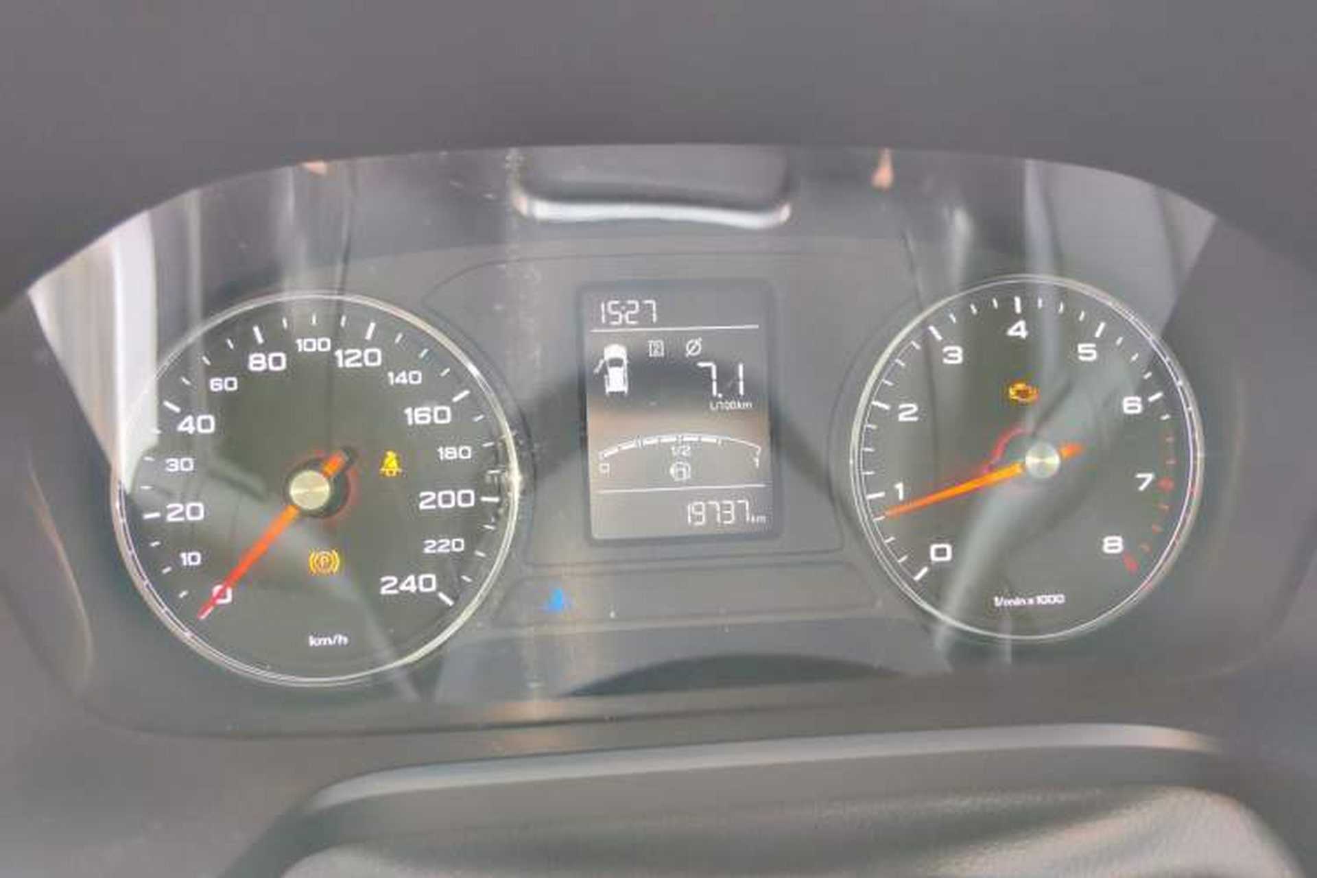 Used Roewe RX5 2016 20T Two-Wheel Drive Manual Flagship Edition Instrument Cluster
