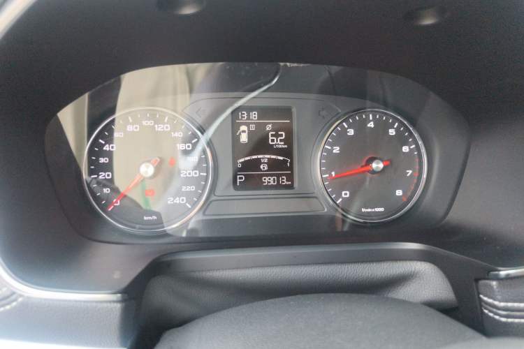 Used Roewe RX5 2016 20T Two-Wheel Drive Automatic Flagship Edition Instrument Cluster