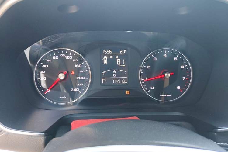 Used Roewe RX5 2016 20T Two-Wheel Drive Automatic Internet Smart Edition Instrument Cluster