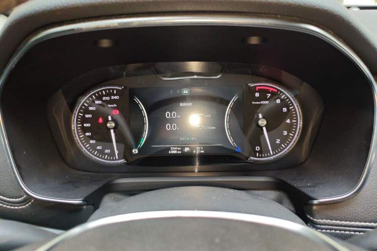 Used Roewe RX5 2016 30T Two-Wheel Drive Automatic Internet Smart Edition Instrument Cluster