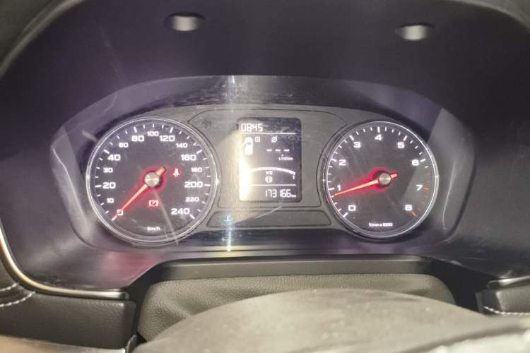 Used Roewe RX5 2016 20T Two-Wheel Drive Manual Flagship Edition Instrument Cluster