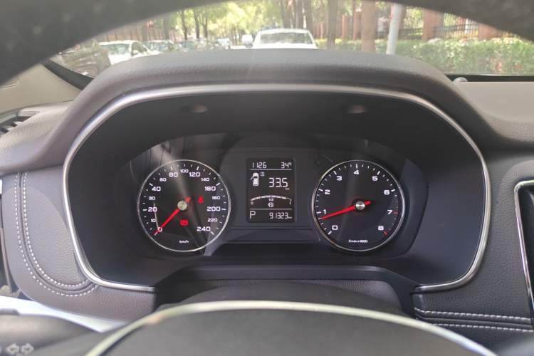 Used Roewe RX5 2016 20T Two-Wheel Drive Automatic Internet Smart Edition Instrument Cluster