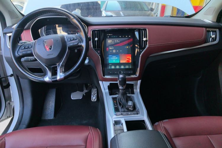 Used Roewe RX5 2016 30T Four-Wheel Drive Automatic Internet Smart Luxury Edition Interior 2