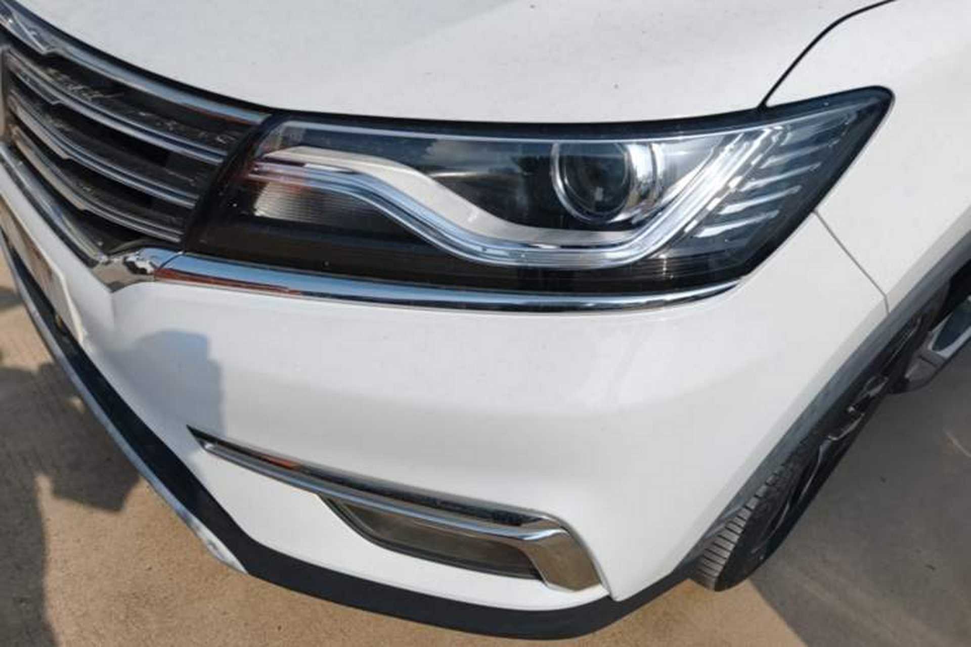 Used Roewe RX5 2016 20T Two-Wheel Drive Automatic Internet Smart Edition Left Front Headlight