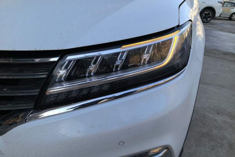 Used Roewe RX5 2016 30T Four-Wheel Drive Automatic Internet Smart Luxury Edition Left Front Headlight
