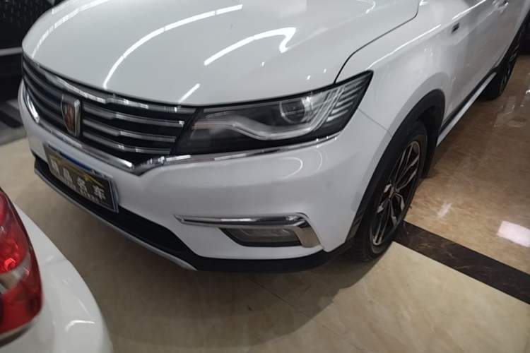 Used Roewe RX5 2016 20T Two-Wheel Drive Automatic Internet Smart Edition Left Front Headlight