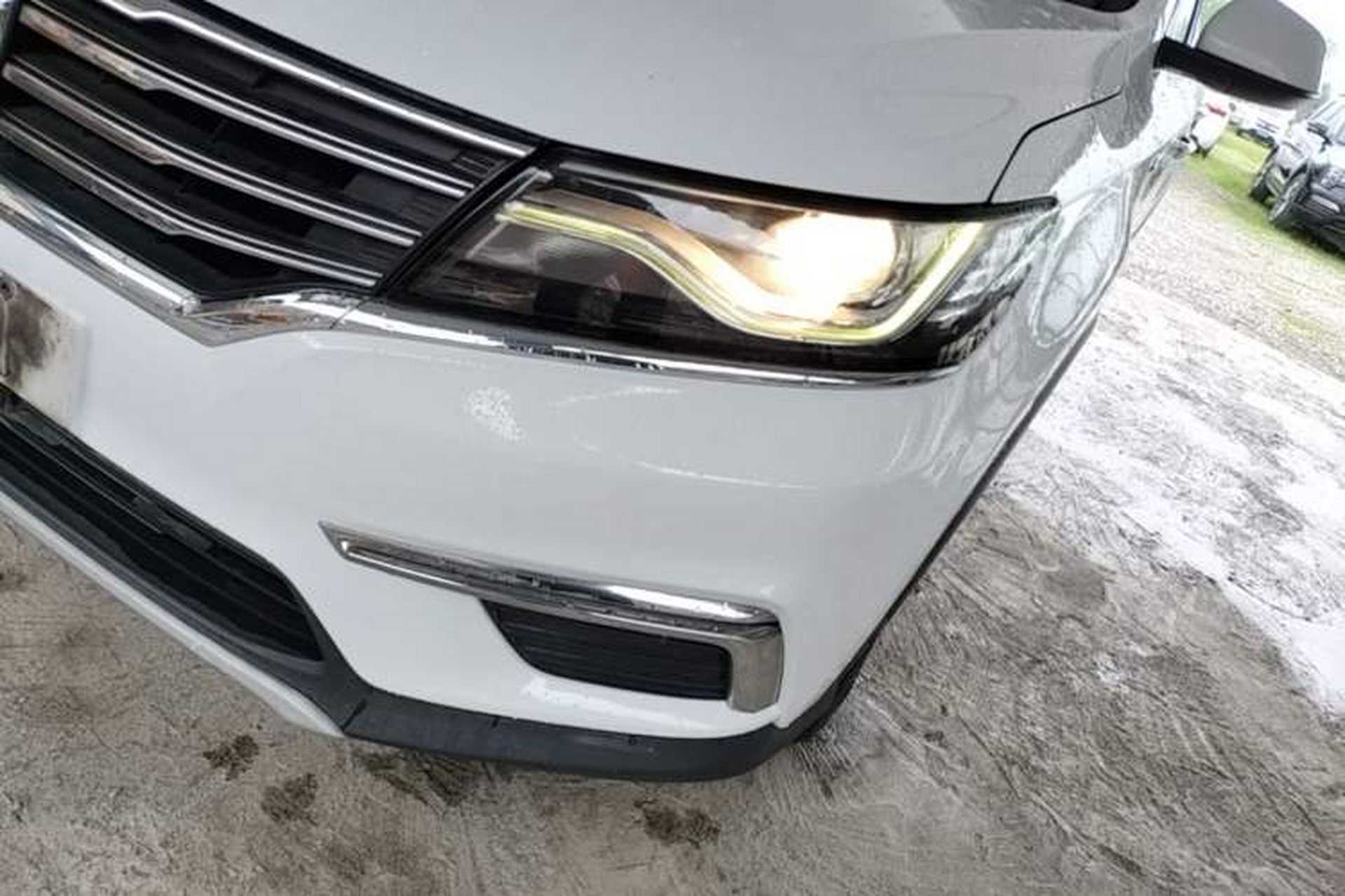 Used Roewe RX5 2016 20T Two-Wheel Drive Automatic Luxury Edition Left Front Headlight