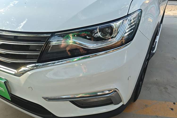 Used Roewe RX5 2016 20T Two-Wheel Drive Automatic Internet Smart Edition Left Front Headlight