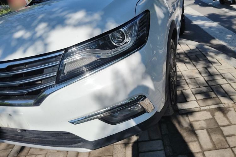 Used Roewe RX5 2016 20T Two-Wheel Drive Automatic Internet Smart Edition Left Front Headlight