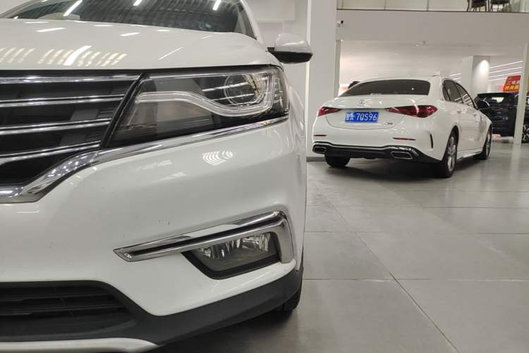Used Roewe RX5 2016 20T Two-Wheel Drive Automatic Internet Smart Edition Left Front Headlight