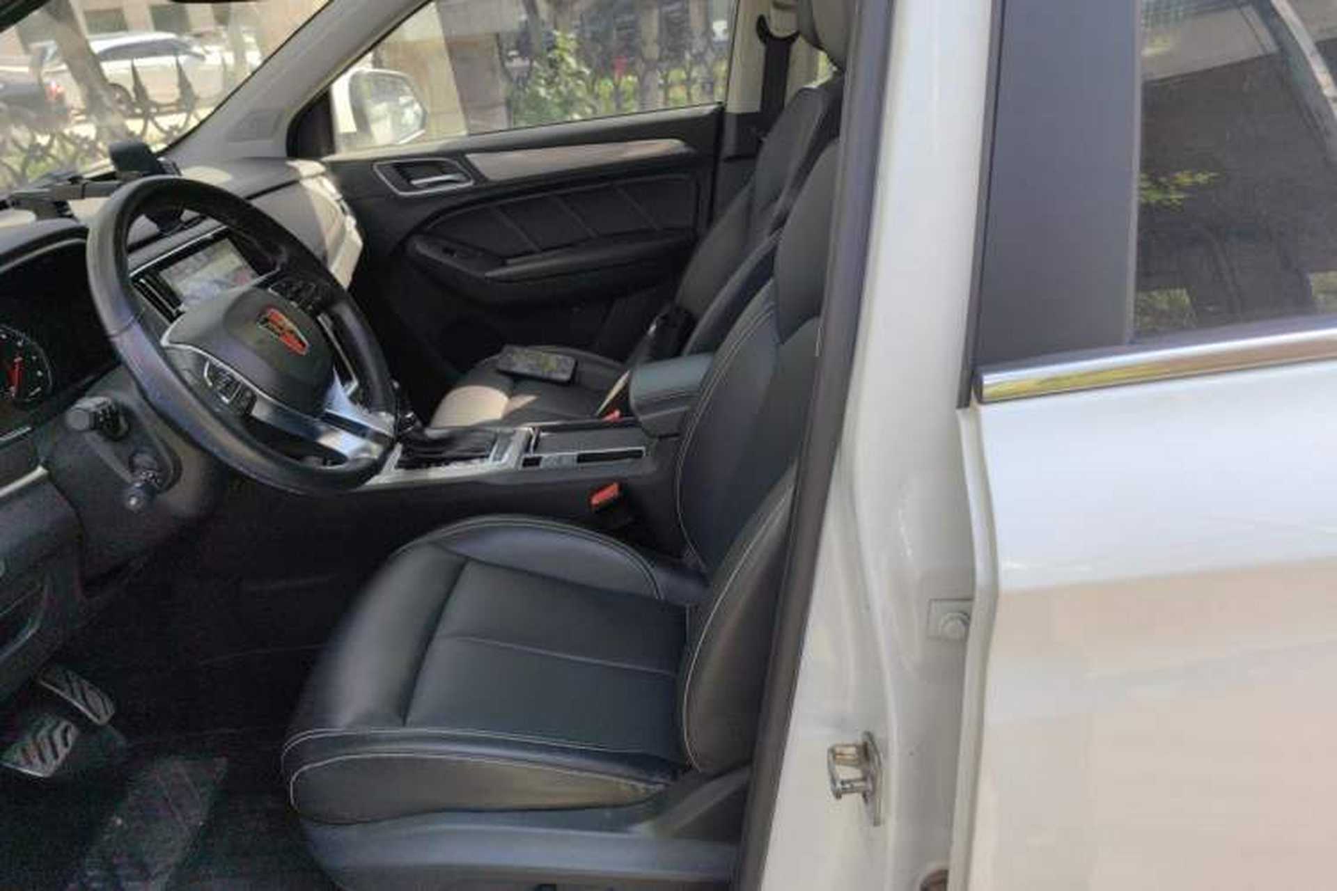 Used Roewe RX5 2016 20T Two-Wheel Drive Automatic Internet Smart Edition Left Front Seat
