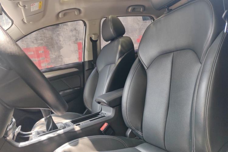 Used Roewe RX5 2016 20T Two-Wheel Drive Manual Flagship Edition Left Front Seat