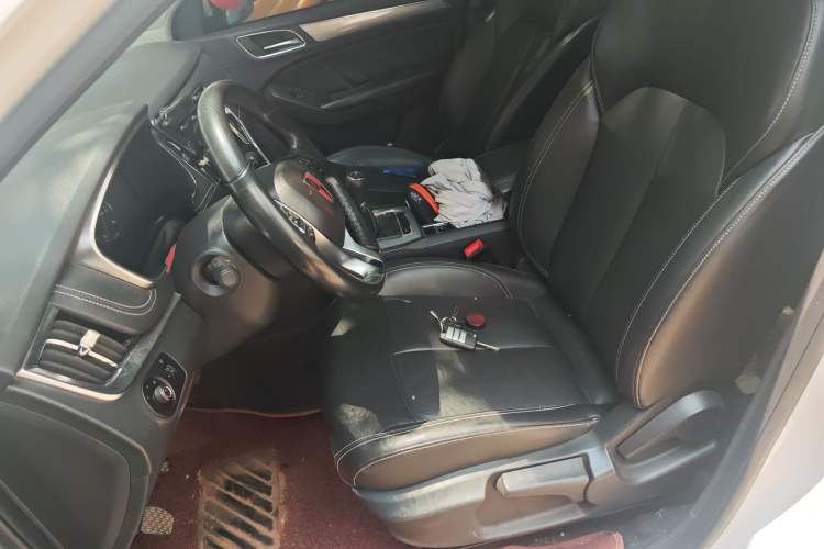 Used Roewe RX5 2016 20T Two-Wheel Drive Manual Flagship Edition Left Front Seat