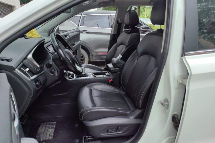 Used Roewe RX5 2016 20T Two-Wheel Drive Automatic Internet Smart Edition Left Front Seat
