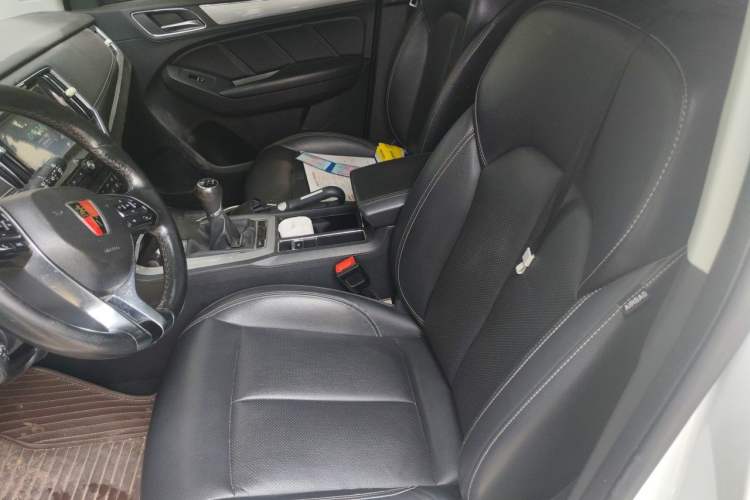 Used Roewe RX5 2016 Revised Version 20T Two-Wheel Drive Manual Transmission Luxury Edition Left Front Seat