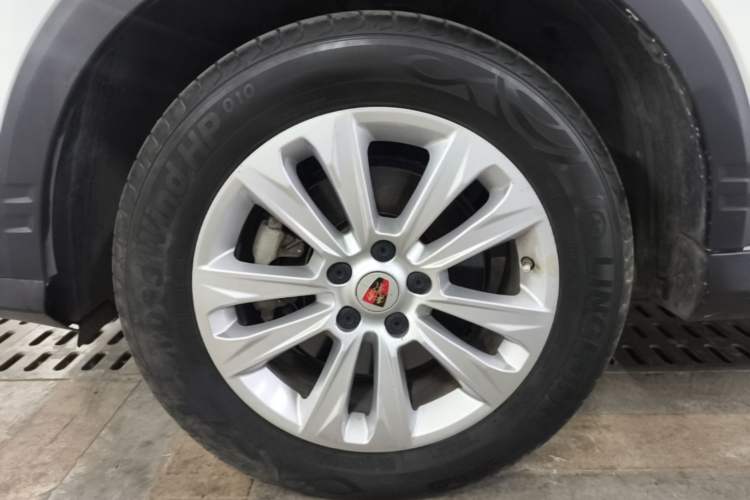 Used Roewe RX5 2016 20T Two-Wheel Drive Automatic Flagship Edition Left Front Wheel Hub