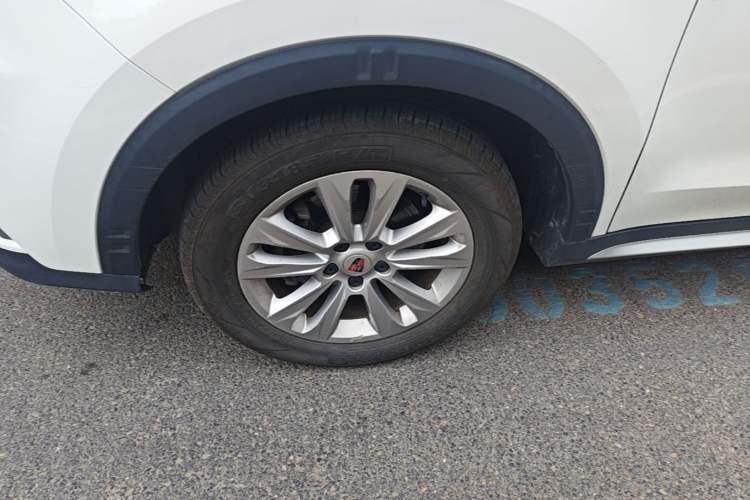 Used Roewe RX5 2016 20T Two-Wheel Drive Automatic Flagship Edition Left Front Wheel Hub