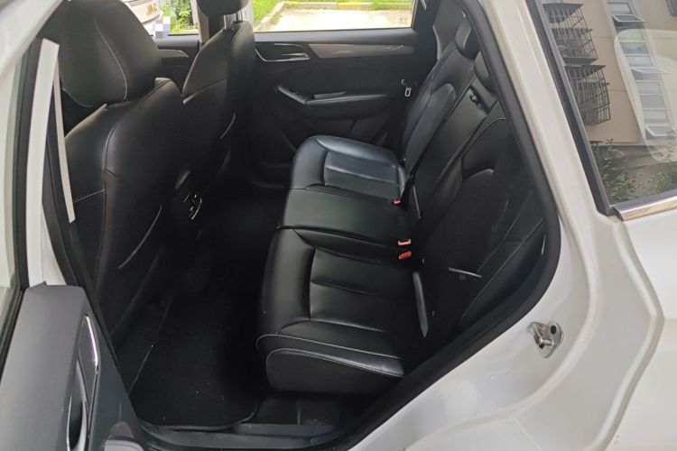 Used Roewe RX5 2016 30T Two-Wheel Drive Automatic Internet Smart Edition Left Rear Seat