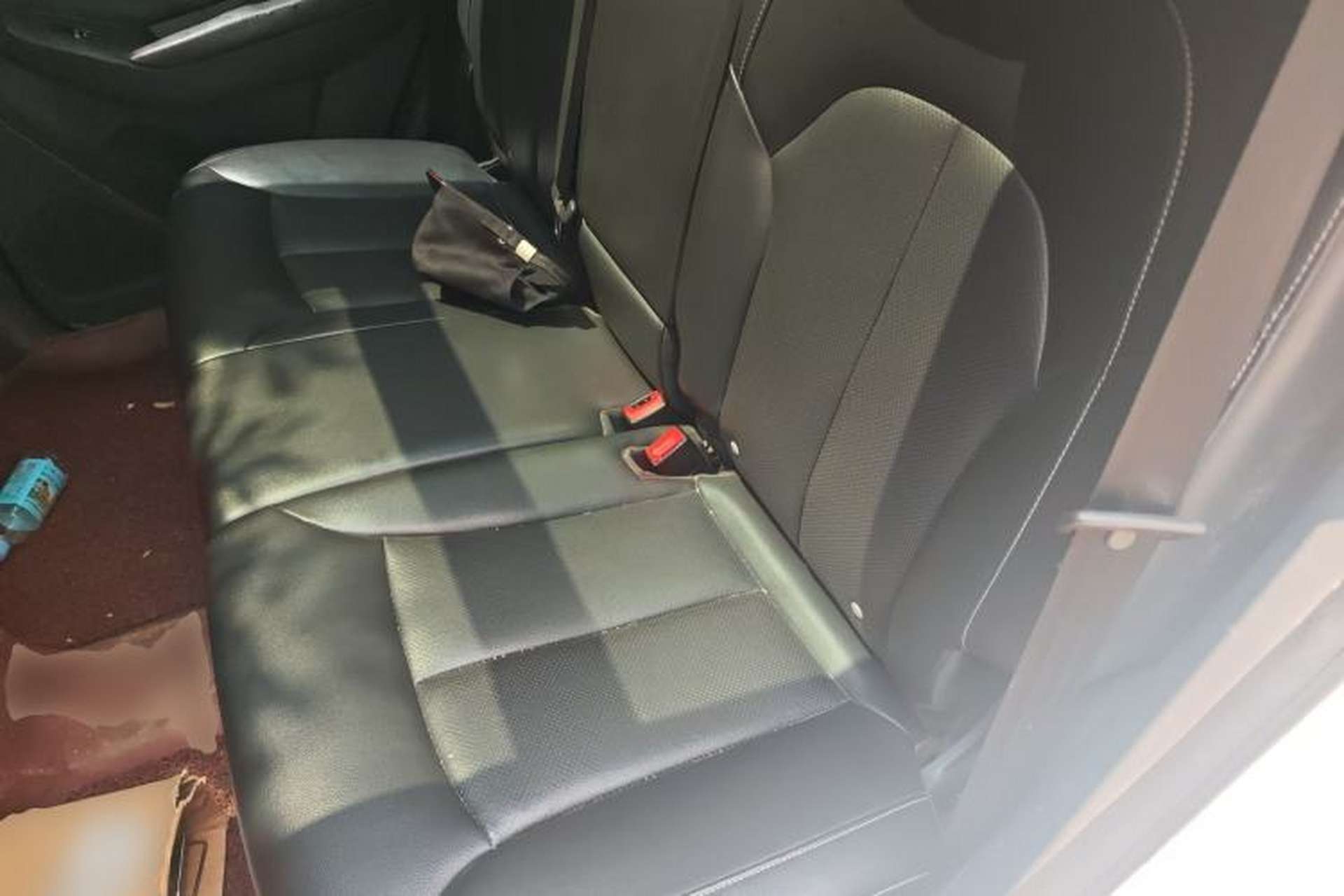Used Roewe RX5 2016 20T Two-Wheel Drive Manual Flagship Edition Left Rear Seat