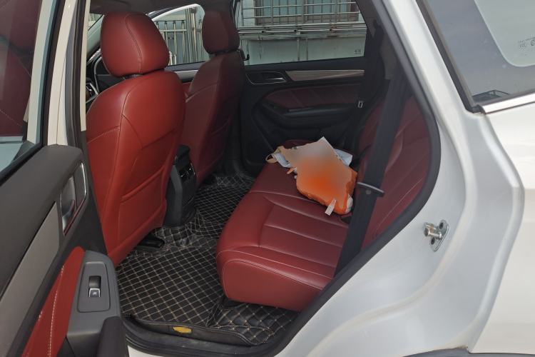 Used Roewe RX5 2016 30T Four-Wheel Drive Automatic Internet Smart Luxury Edition Left Rear Seat