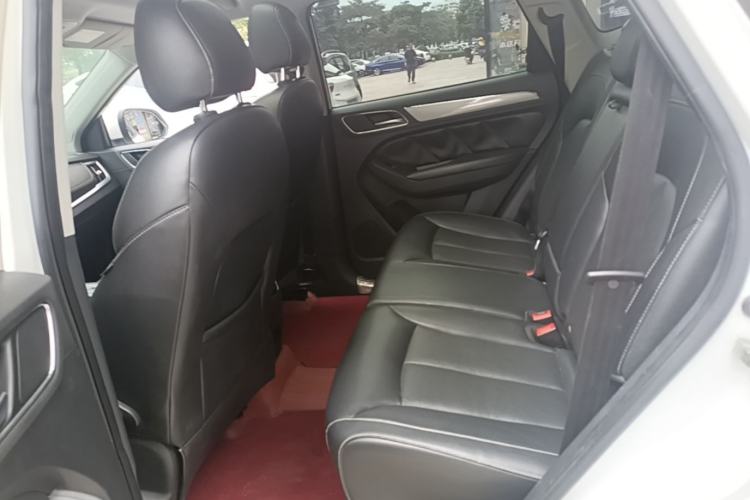 Used Roewe RX5 2016 20T Two-Wheel Drive Automatic Internet Smart Edition Left Rear Seat