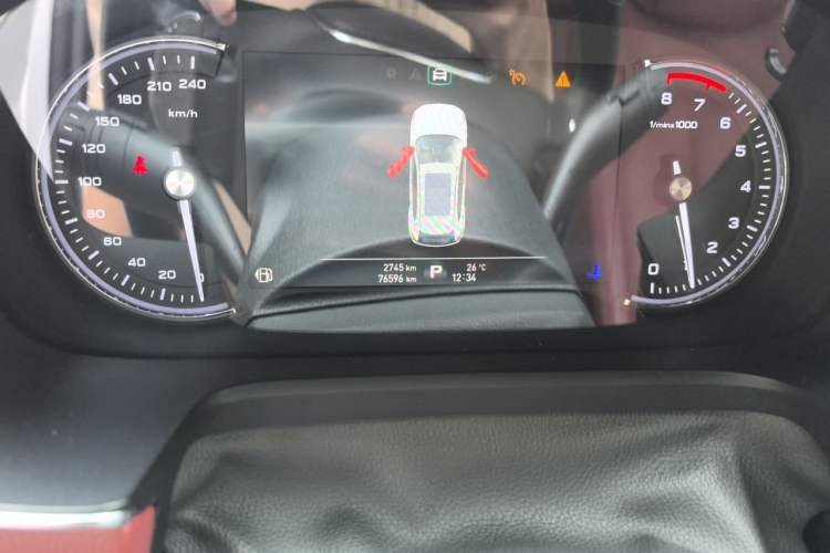 Used Roewe RX5 2016 30T Four-Wheel Drive Automatic Internet Smart Luxury Edition Odometer Close Up