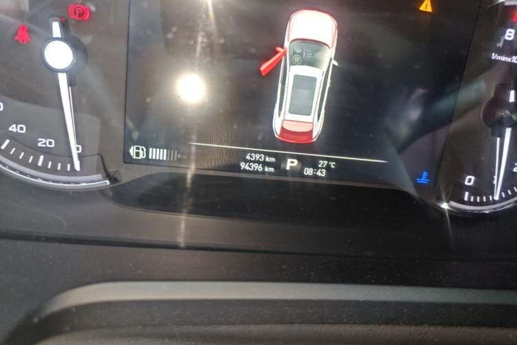 Used Roewe RX5 2016 30T Four-Wheel Drive Automatic Internet Smart Luxury Edition Odometer Close Up