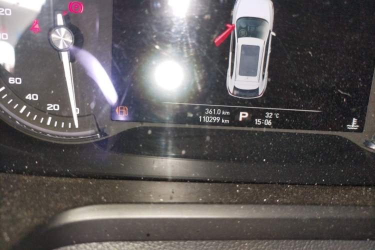 Used Roewe RX5 2016 30T Four-Wheel Drive Automatic Internet Smart Luxury Edition Odometer Close Up