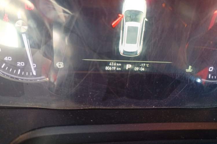 Used Roewe RX5 2016 30T Four-Wheel Drive Automatic Internet Smart Luxury Edition Odometer Close Up