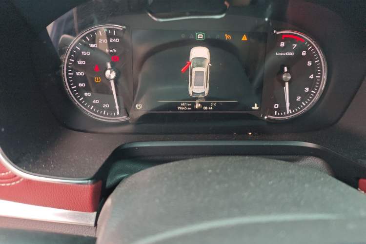 Used Roewe RX5 2016 30T Four-Wheel Drive Automatic Internet Smart Luxury Edition Odometer Close Up