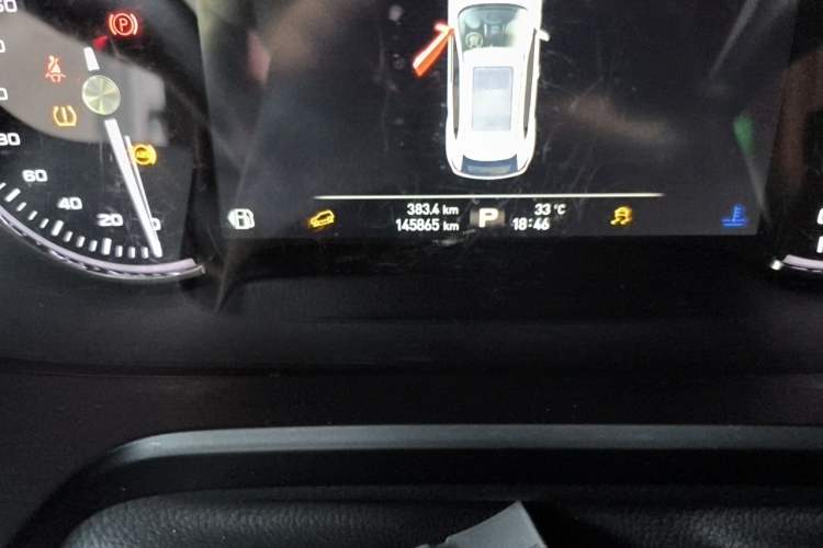Used Roewe RX5 2016 30T Four-Wheel Drive Automatic Internet Smart Luxury Edition Odometer Close Up