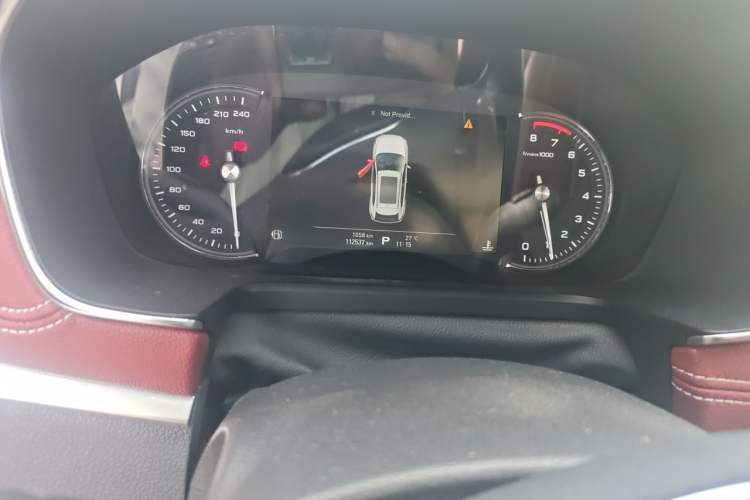 Used Roewe RX5 2016 30T Four-Wheel Drive Automatic Internet Smart Luxury Edition Odometer Close Up