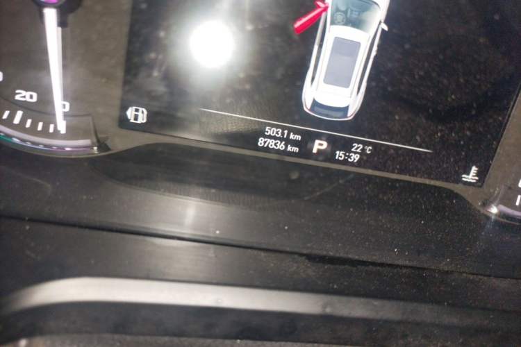 Used Roewe RX5 2016 30T Two-Wheel Drive Automatic Internet Smart Edition Odometer Close Up