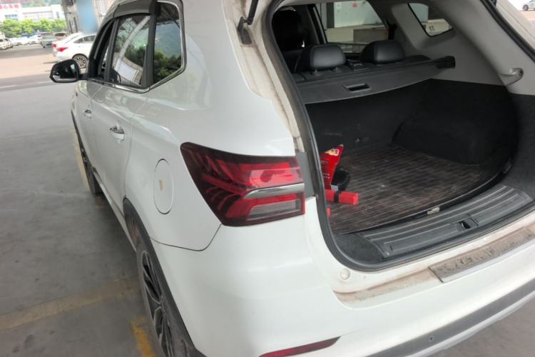 Used Roewe RX5 2016 20T Two-Wheel Drive Automatic Internet Smart Edition Rear Left 45 Deg