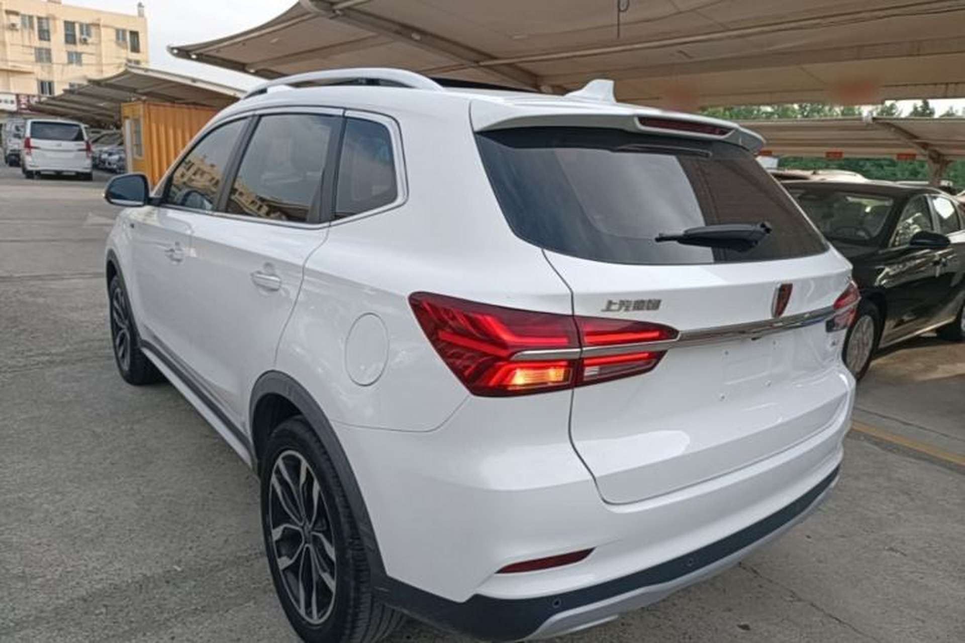 Used Roewe RX5 2016 20T Two-Wheel Drive Automatic Internet Smart Edition Rear Left 45 Deg
