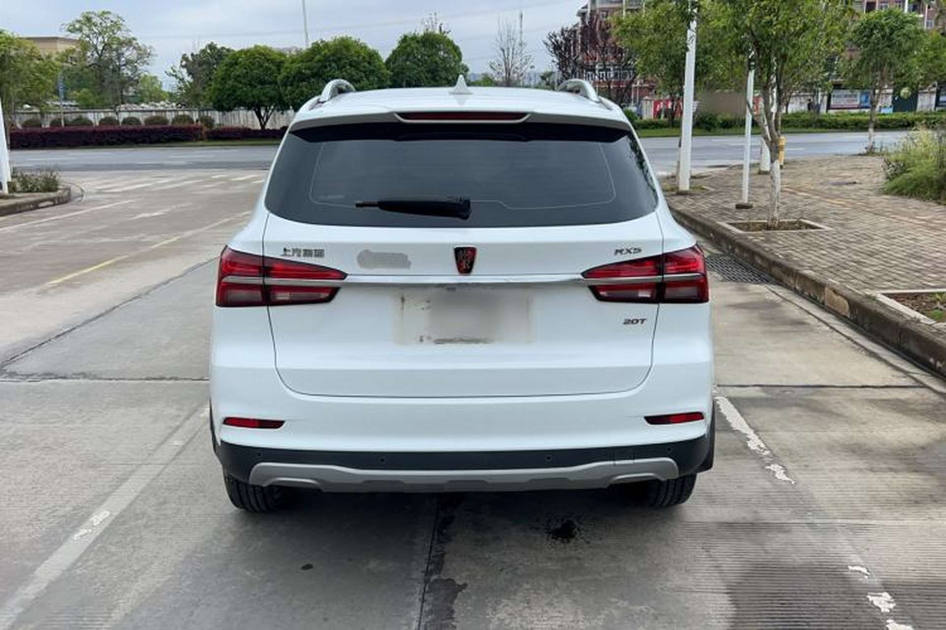 Used Roewe RX5 2016 20T Two-Wheel Drive Automatic Luxury Edition Rear