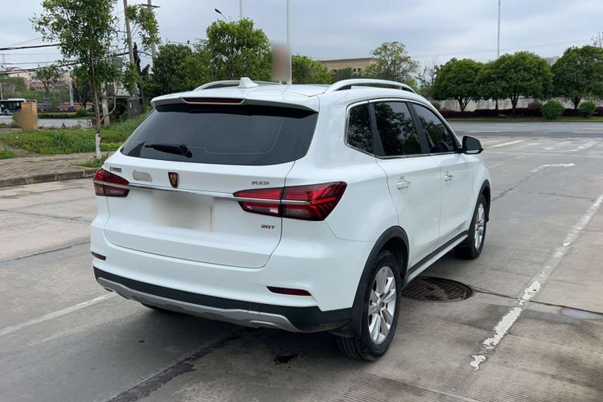 Used Roewe RX5 2016 20T Two-Wheel Drive Automatic Luxury Edition Rear Right 45 Deg