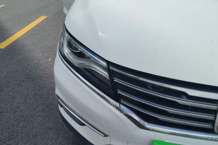 Used Roewe RX5 2016 30T Two-Wheel Drive Automatic Internet Smart Edition Right Front Headlight