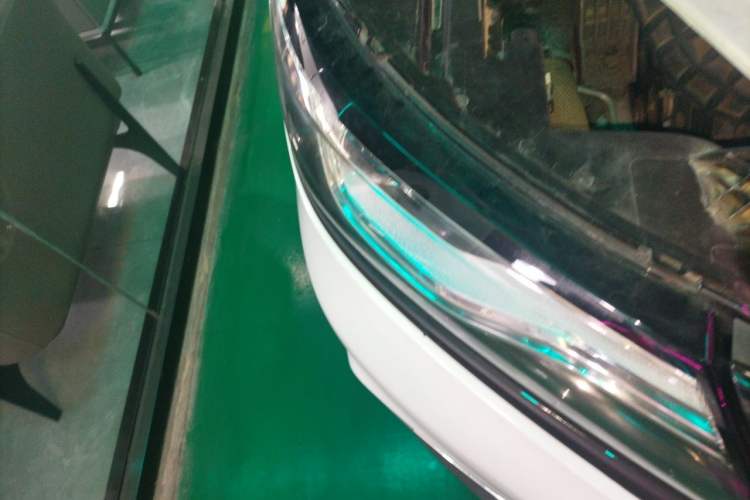Used Roewe RX5 2016 30T Two-Wheel Drive Automatic Internet Smart Edition Right Front Headlight