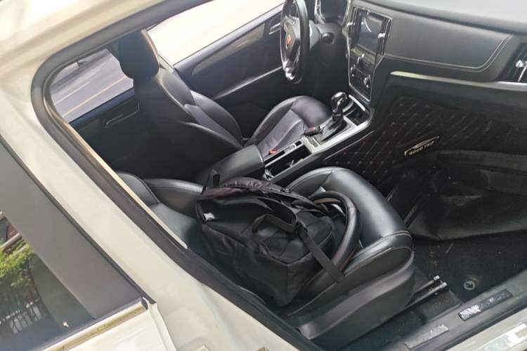 Used Roewe RX5 2016 20T Two-Wheel Drive Automatic Flagship Edition Right Front Seat