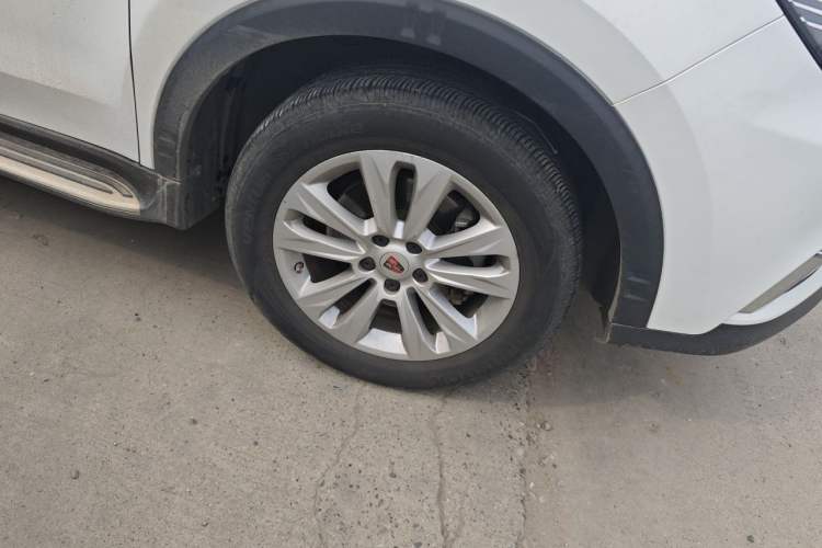Used Roewe RX5 2016 20T Two-Wheel Drive Automatic Flagship Edition Right Front Wheel Hub