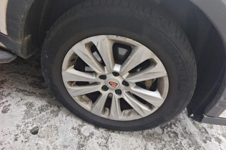 Used Roewe RX5 2016 20T Two-Wheel Drive Automatic Flagship Edition Right Front Wheel Hub