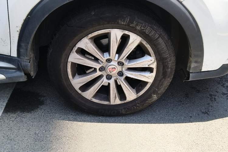 Used Roewe RX5 2016 20T Two-Wheel Drive Automatic Flagship Edition Right Front Wheel Hub