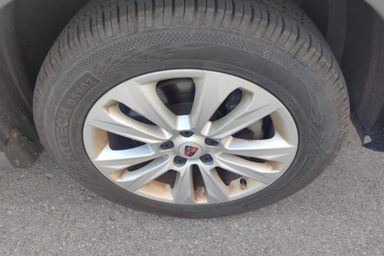 Used Roewe RX5 2016 20T Two-Wheel Drive Automatic Flagship Edition Right Front Wheel Hub