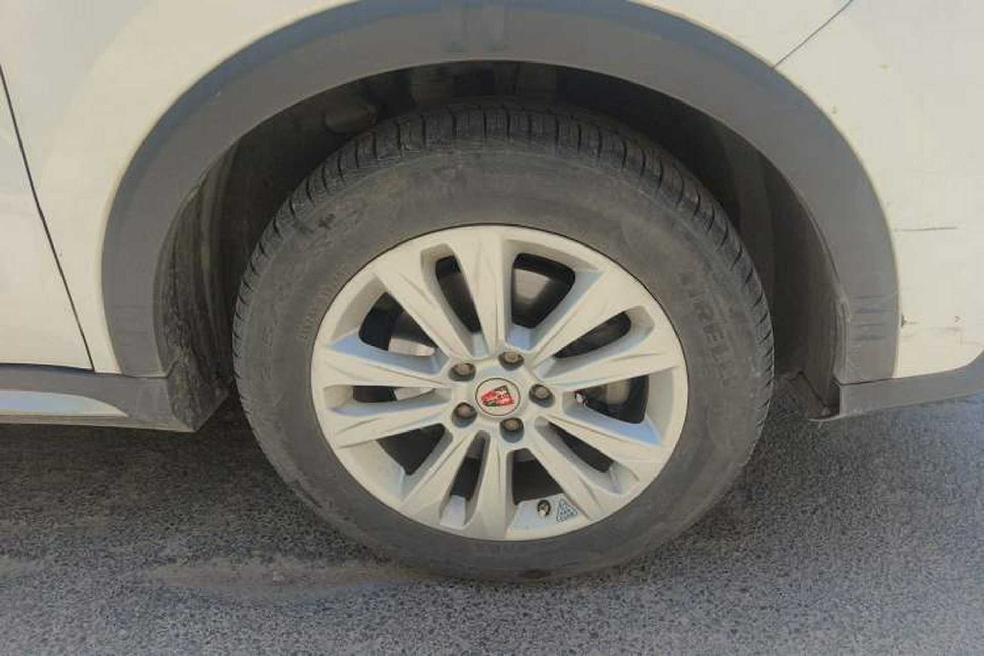 Used Roewe RX5 2016 20T Two-Wheel Drive Manual Flagship Edition Right Front Wheel Hub