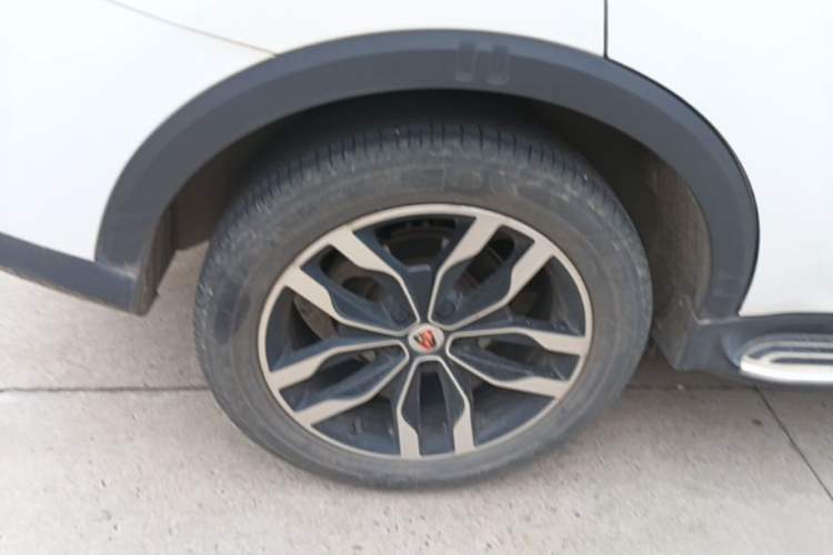 Used Roewe RX5 2016 30T Four-Wheel Drive Automatic Internet Smart Luxury Edition Right Rear Wheel Hub