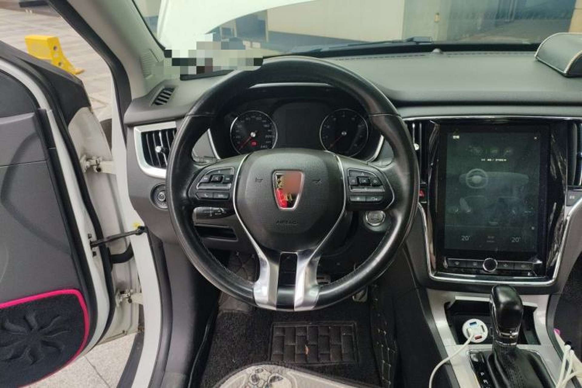 Used Roewe RX5 2016 20T Two-Wheel Drive Automatic Internet Smart Edition Steering Wheel