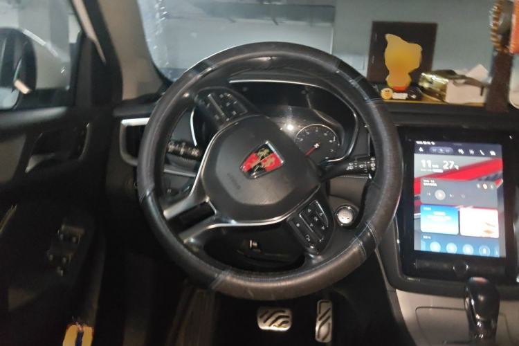 Used Roewe RX5 2016 20T Two-Wheel Drive Automatic Internet Smart Edition Steering Wheel