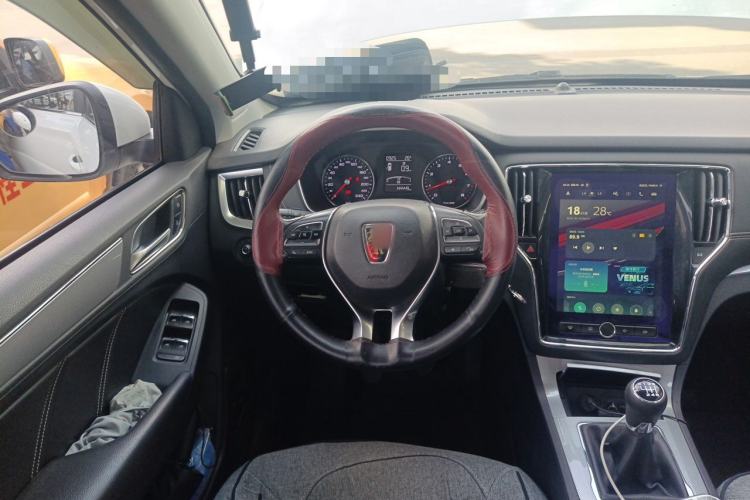 Used Roewe RX5 2016 20T Two-Wheel Drive Manual Transmission Internet Smart Edition Steering Wheel